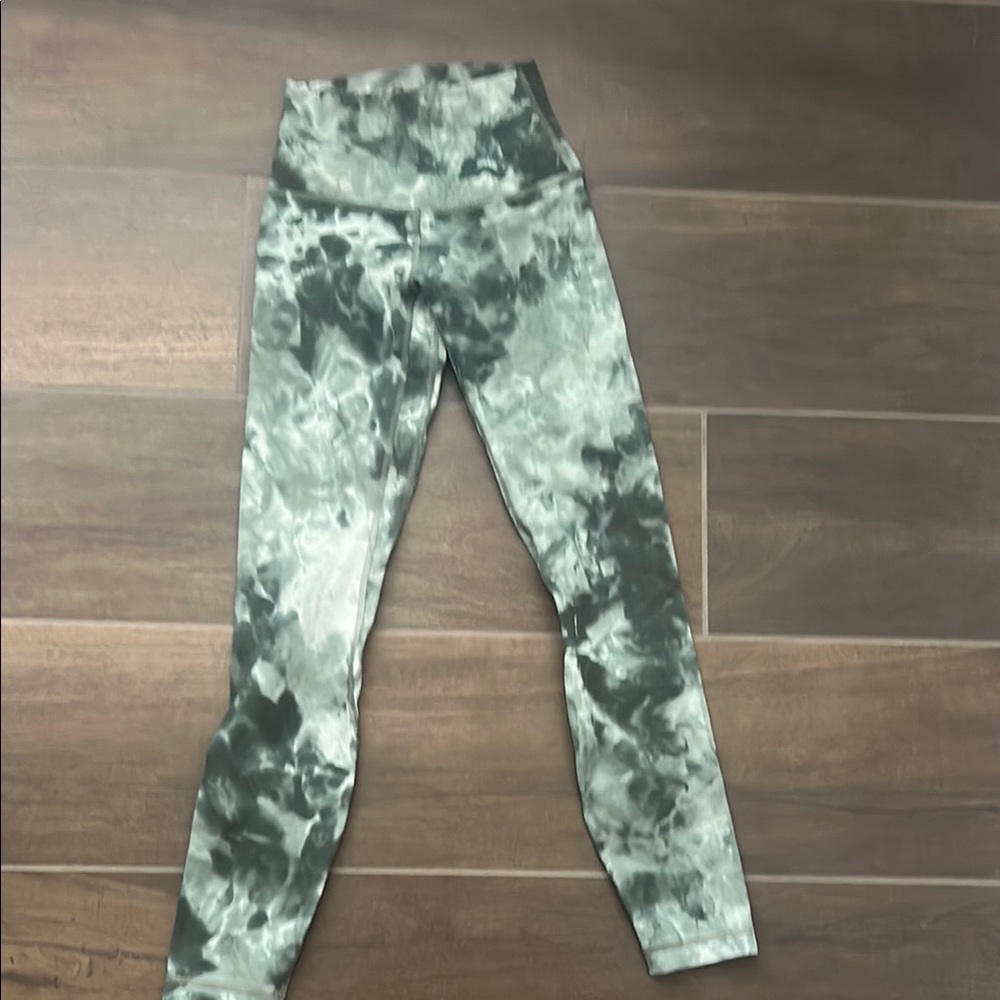 lululemon athletica Align Green and White Leggings Tie-Dye Style